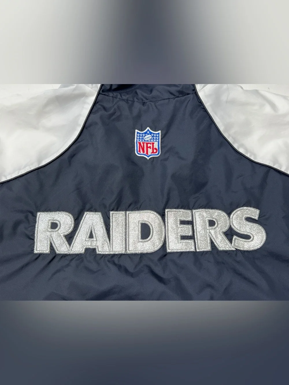 Reebok Oakland Raiders Pullover Windbreaker Jacket XL NFL Black White